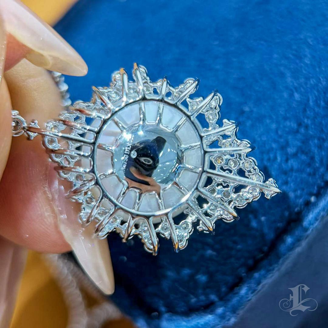 Ciondolo con perle e diamanti dei mari del sud da 16,1 mm con certificazione Phoenix. in vendita 5