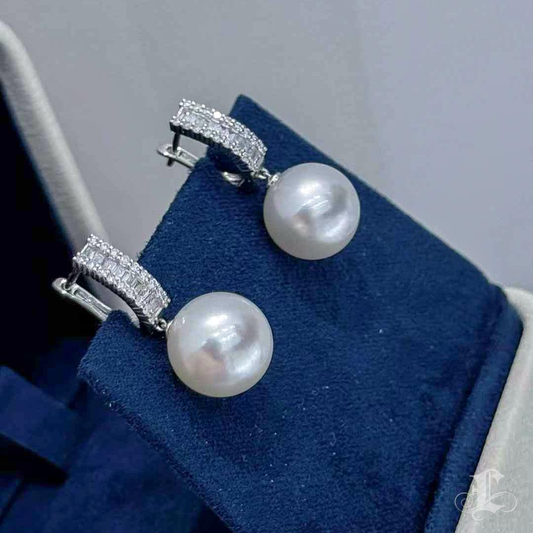 【Crown Radiance】PSL Venus-Certified South Sea Pearl & Diamond Earrings in vendita 3