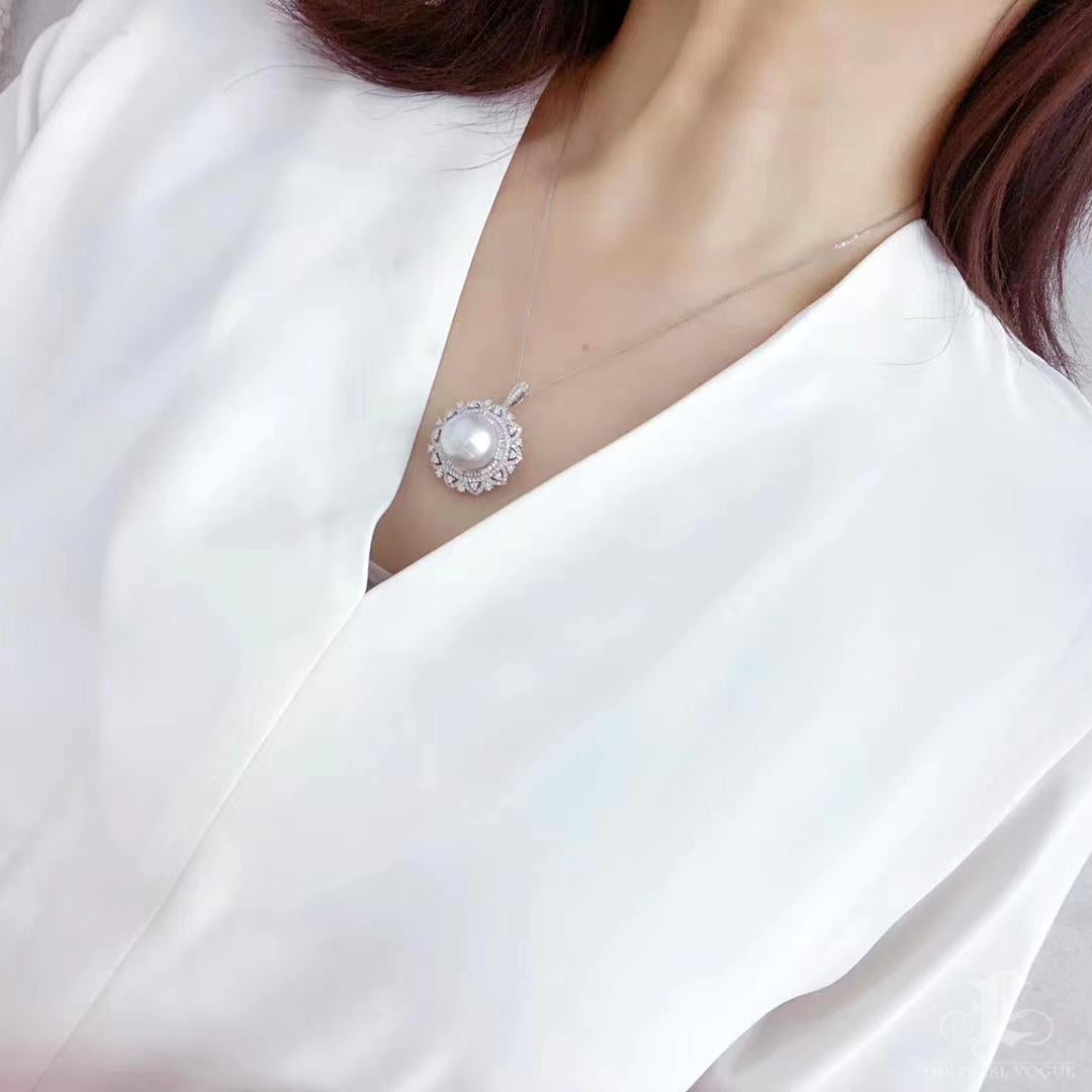 【Crown Radiance】Regal Halo Diamond South Sea Pearl Convertible Ring Pendant For Sale 6