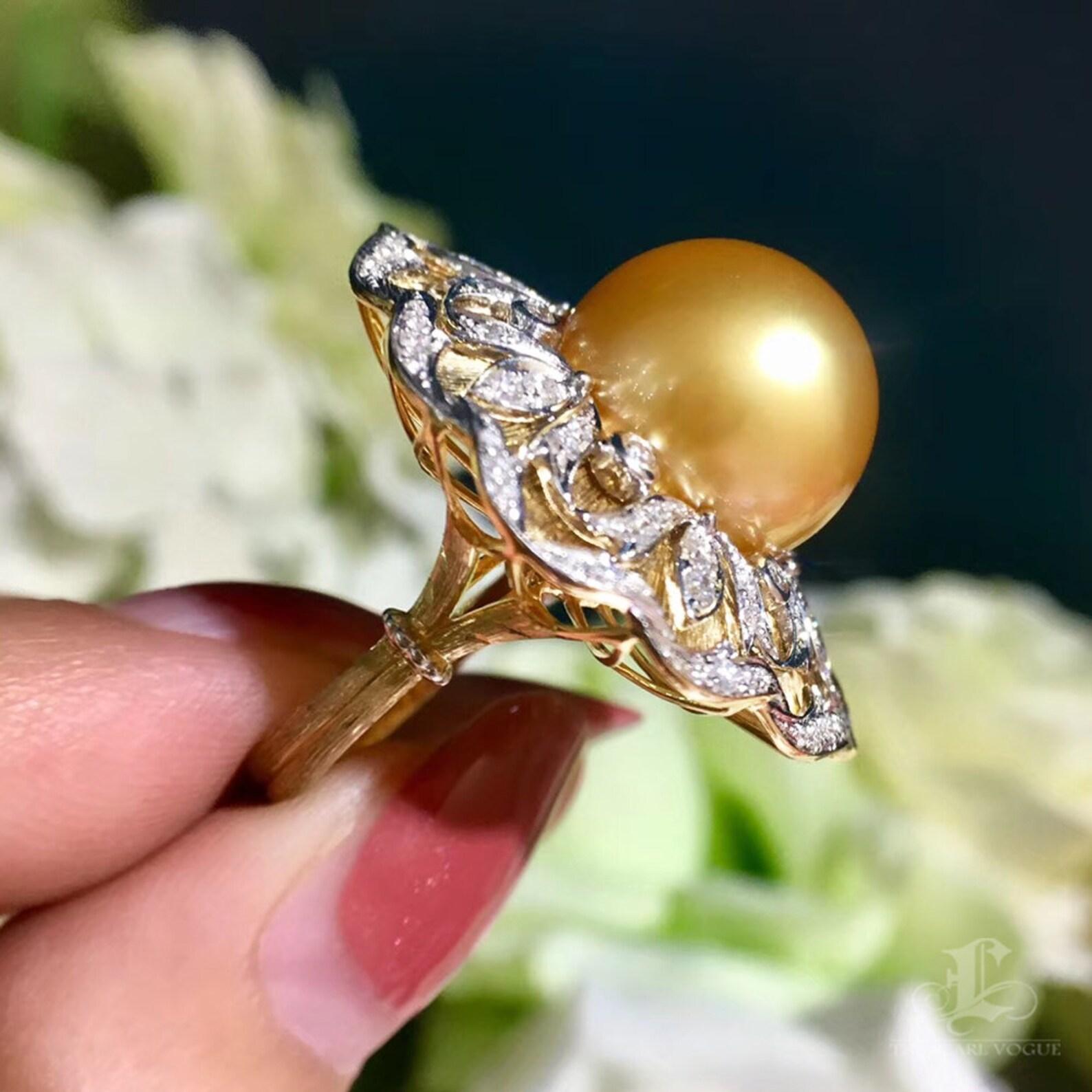 Anello con diamanti di perle dei mari del sud da 14-15 mm in vendita 1