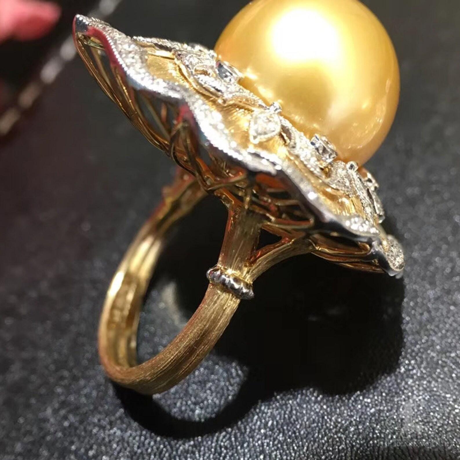 Anello con diamanti di perle dei mari del sud da 14-15 mm in vendita 2