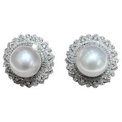 【Crown Radiance】South Sea Pearl & Diamond Pavé Earrings