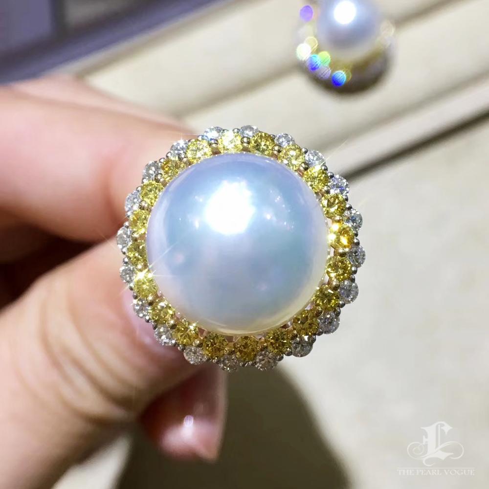 Ciondolo e anello con perle dei mari del sud e dado bianco e giallo. in vendita 4