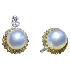 【Crown Radiance】South Sea Pearl Pendant and Ring Set with White and Yellow Diamo