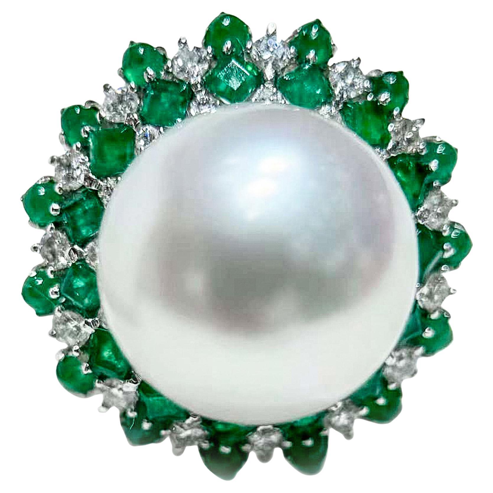 【Crown Radiance】Starburst Emerald Halo Aurora South Sea Pearl Cocktail Ring