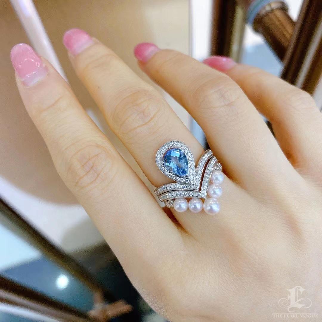 Anello impilabile con perle Akoya, zaffiro e diamanti in vendita 6