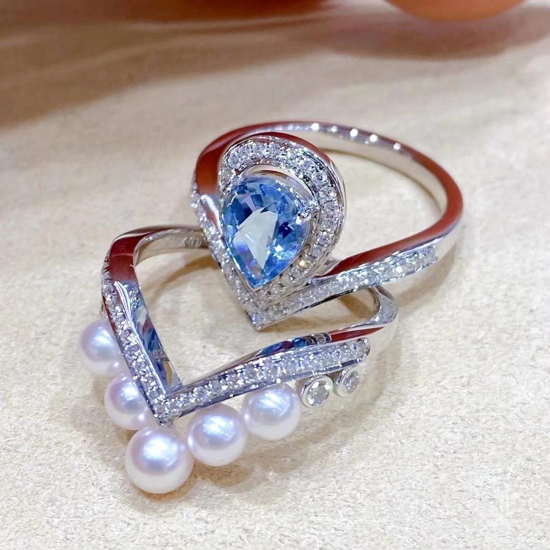 Anello impilabile con perle Akoya, zaffiro e diamanti in vendita 3