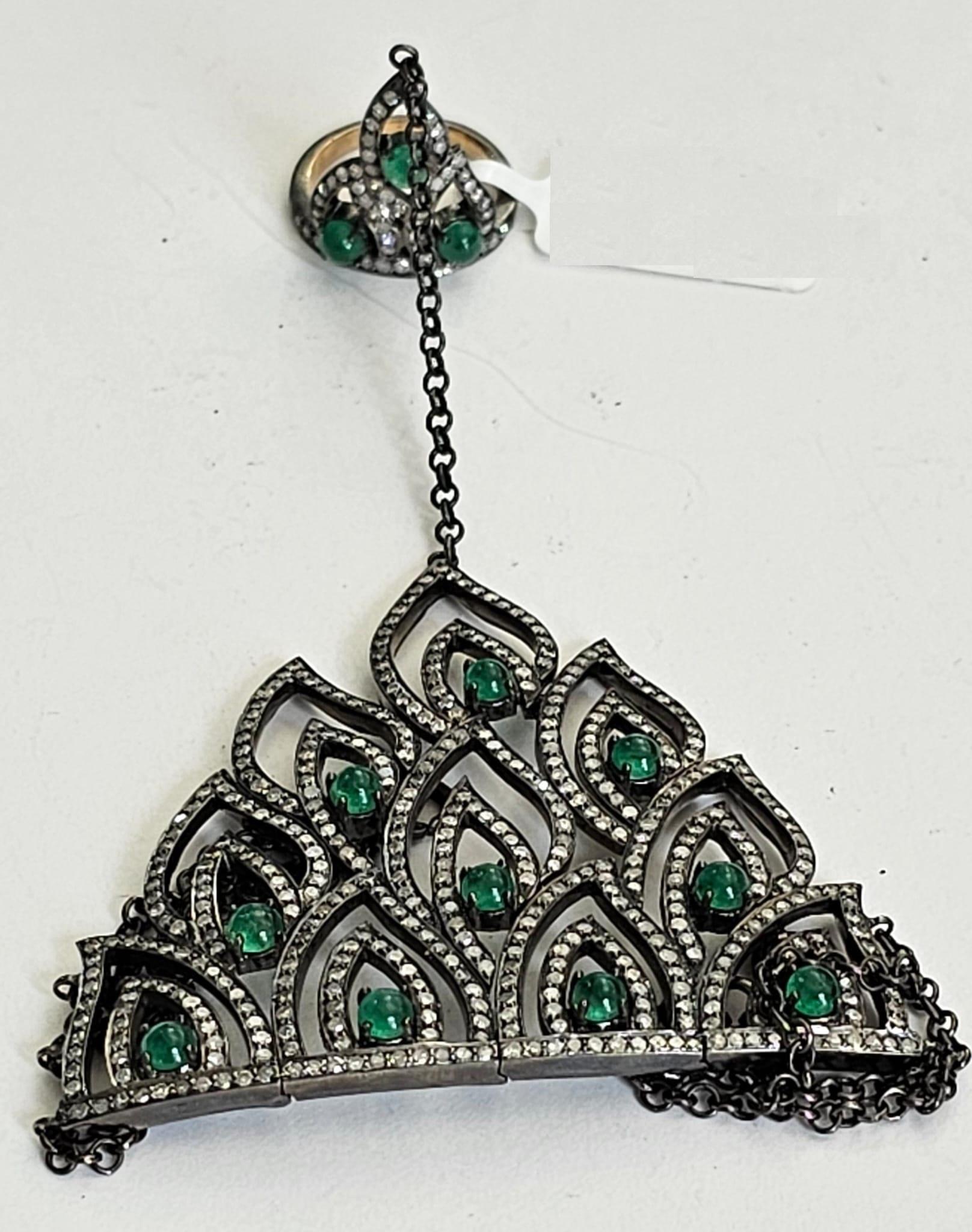 Mixed Cut Crown Shaped Hand Chain Braclet Accented With Emerald & Diamonds For Sale