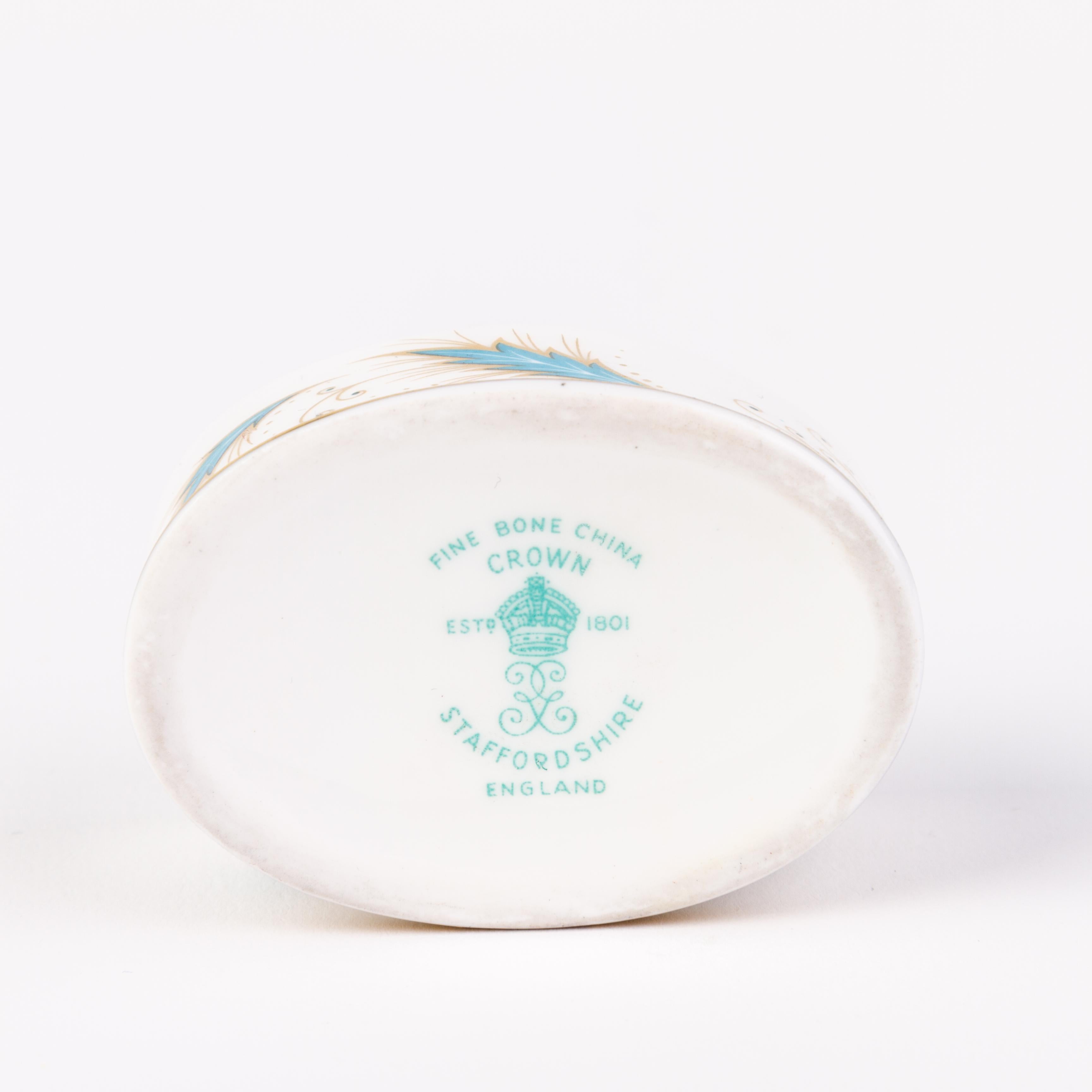Crown Staffordshire Gilt Porcelain Romantic Lidded Box  For Sale 1