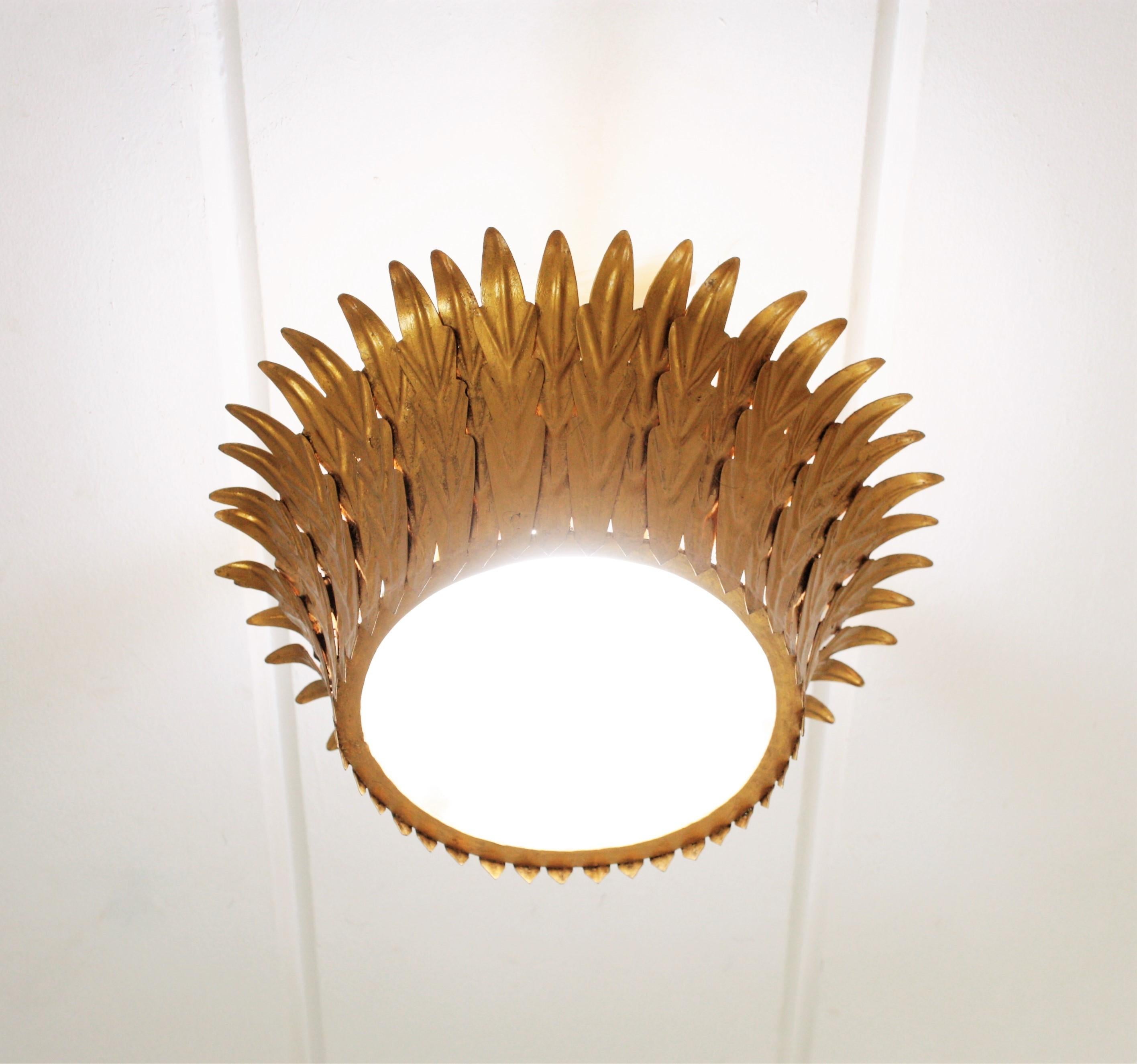 French Sunburst Crown Flush Mount or Pendant in Gilt Iron In Good Condition For Sale In Barcelona, ES