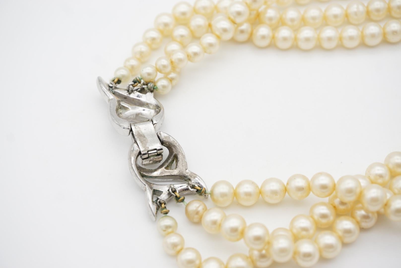 Crown Trifari 1940s White Beads Pearls Trio Strands Layers Crystals Necklace in vendita 12