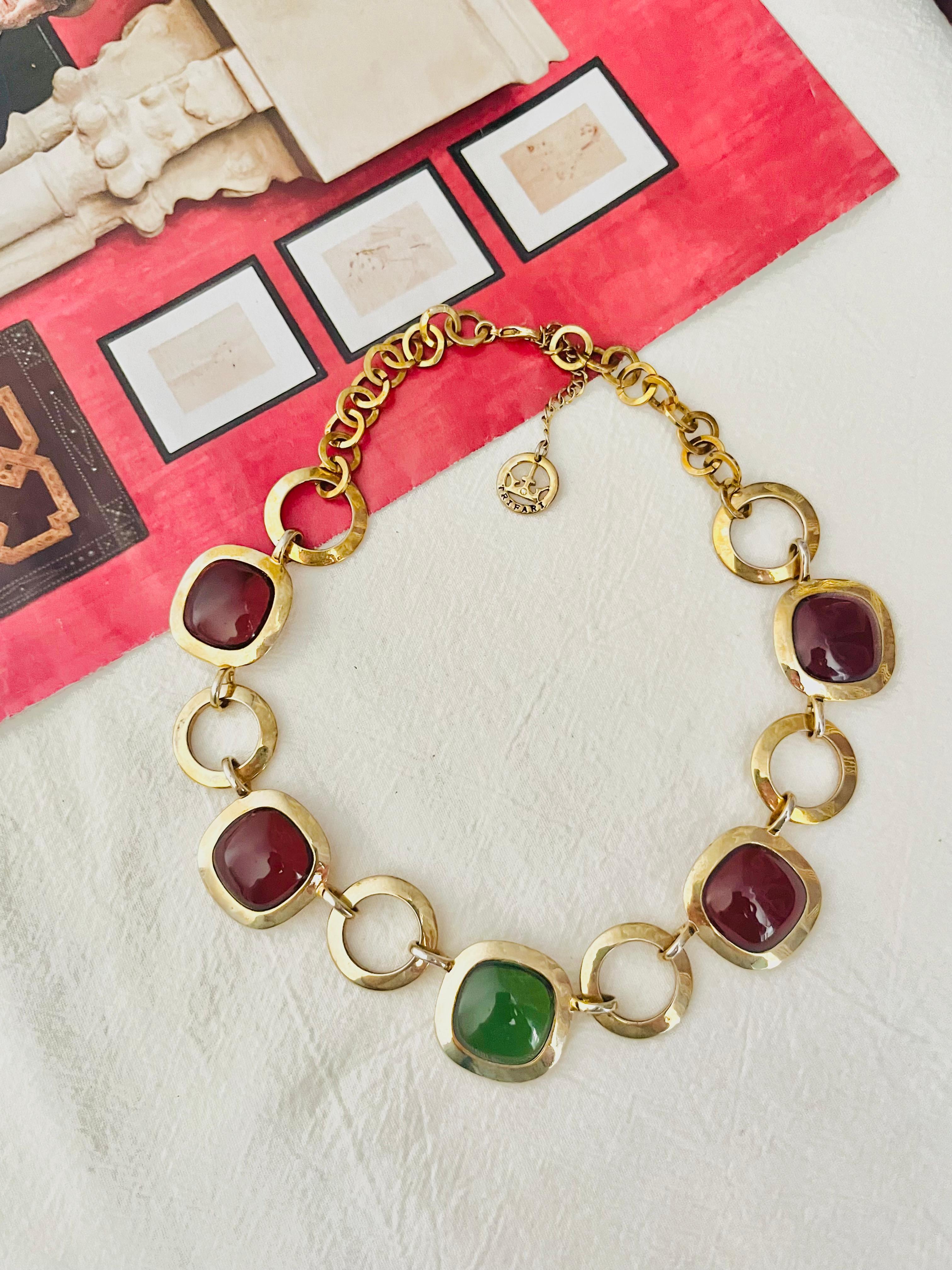 Art Deco Crown Trifari 1950s Amethyst Citrine Emerald Square Circle Interlocked Necklace For Sale