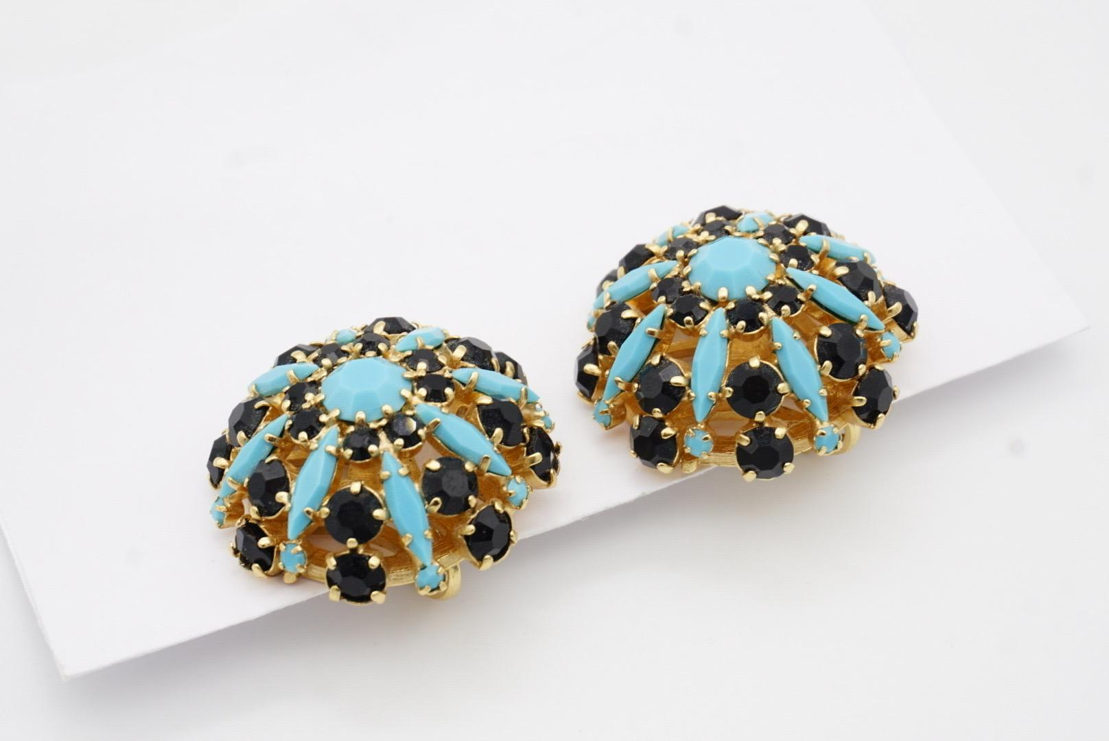 Crown Trifari 1950s Circle Turquoise Navy Crystals Openwork Dome Clip Earrings For Sale 5