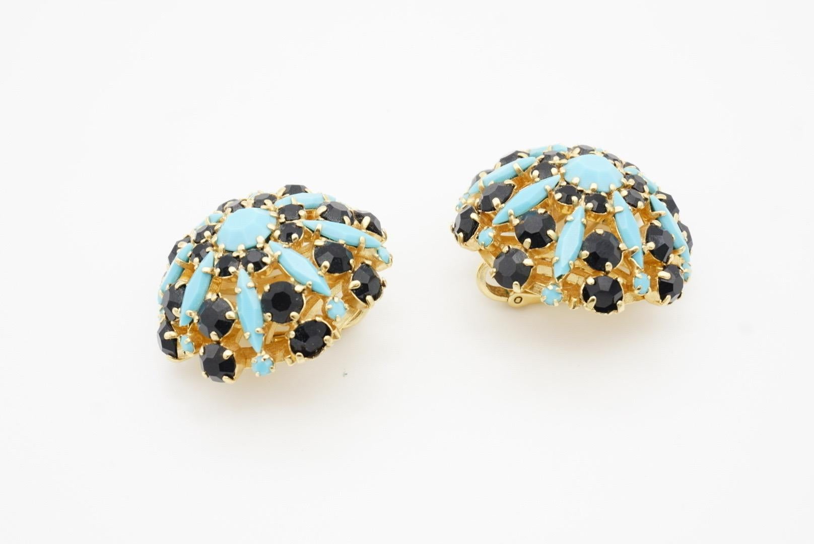 Crown Trifari 1950s Circle Turquoise Navy Crystals Openwork Dome Clip Earrings For Sale 6