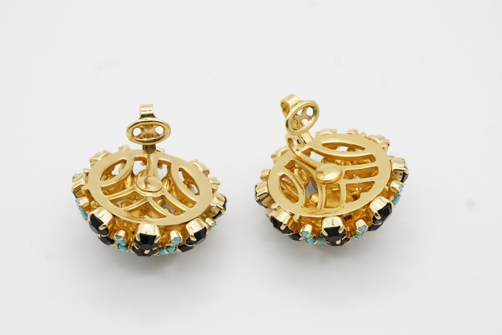 Crown Trifari 1950s Circle Turquoise Navy Crystals Openwork Dome Clip Earrings 9