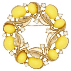 Crown Trifari 1950s Circle Yellow Cabochon Wreath Flower Leaf Crystals Brooch