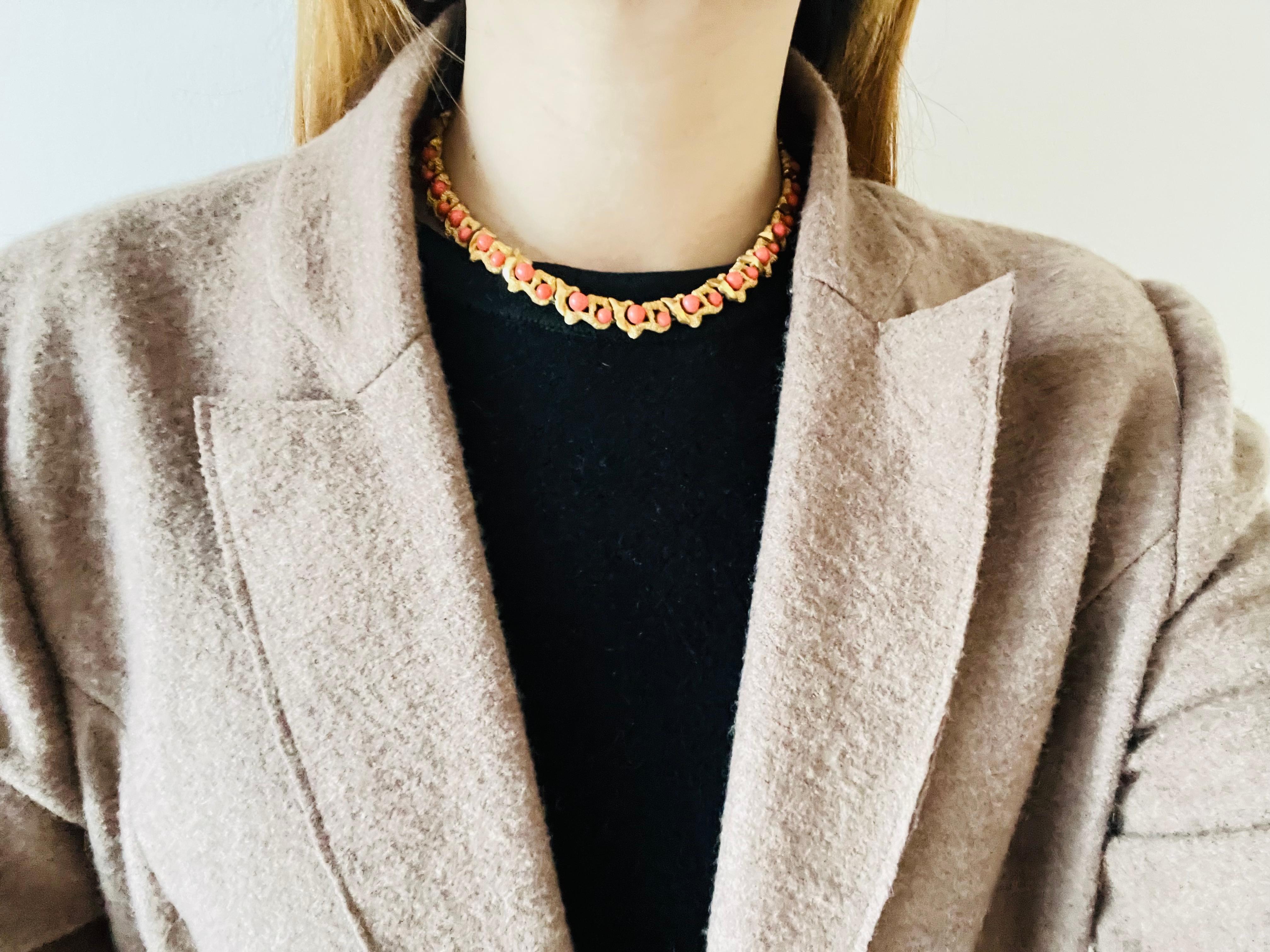Crown Trifari 1950s Coral Orange Floral Cabochon Openwork Set Necklace Brooch For Sale 3