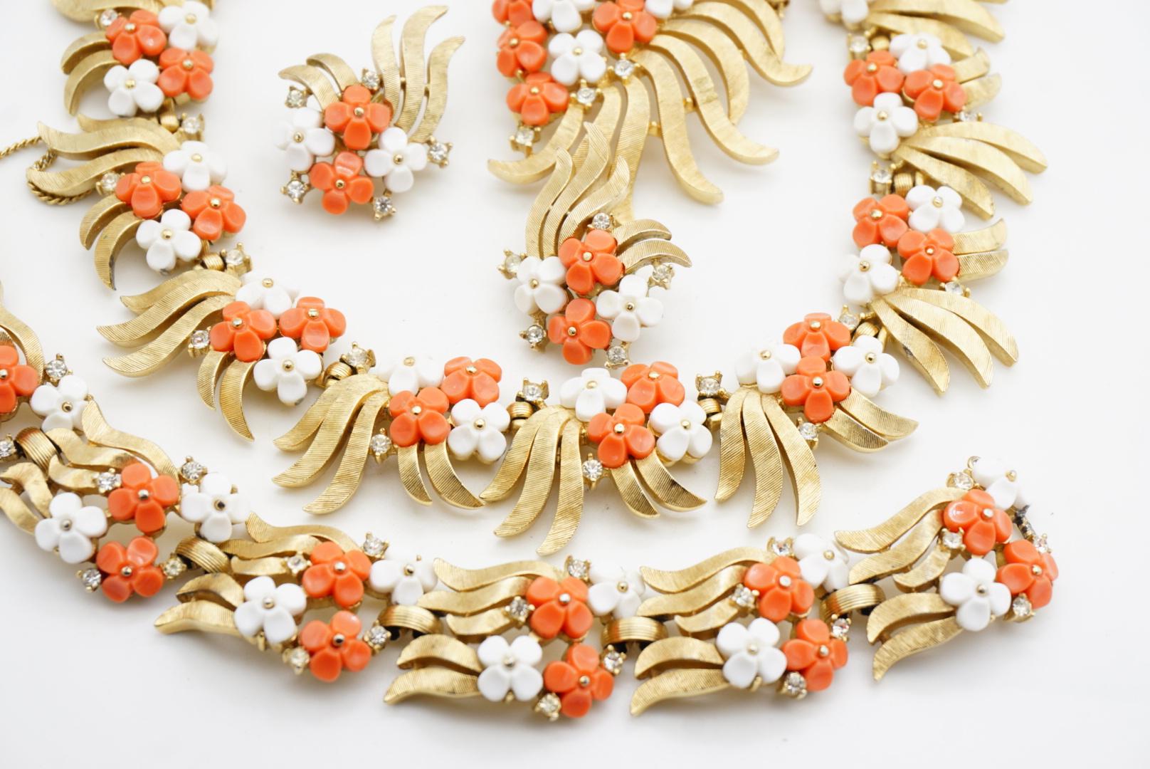 Corona Trifari 1950 Corallo Arancione Bianco Cristalli Forget Me Not Fiore Foglia 4 Set in vendita 9