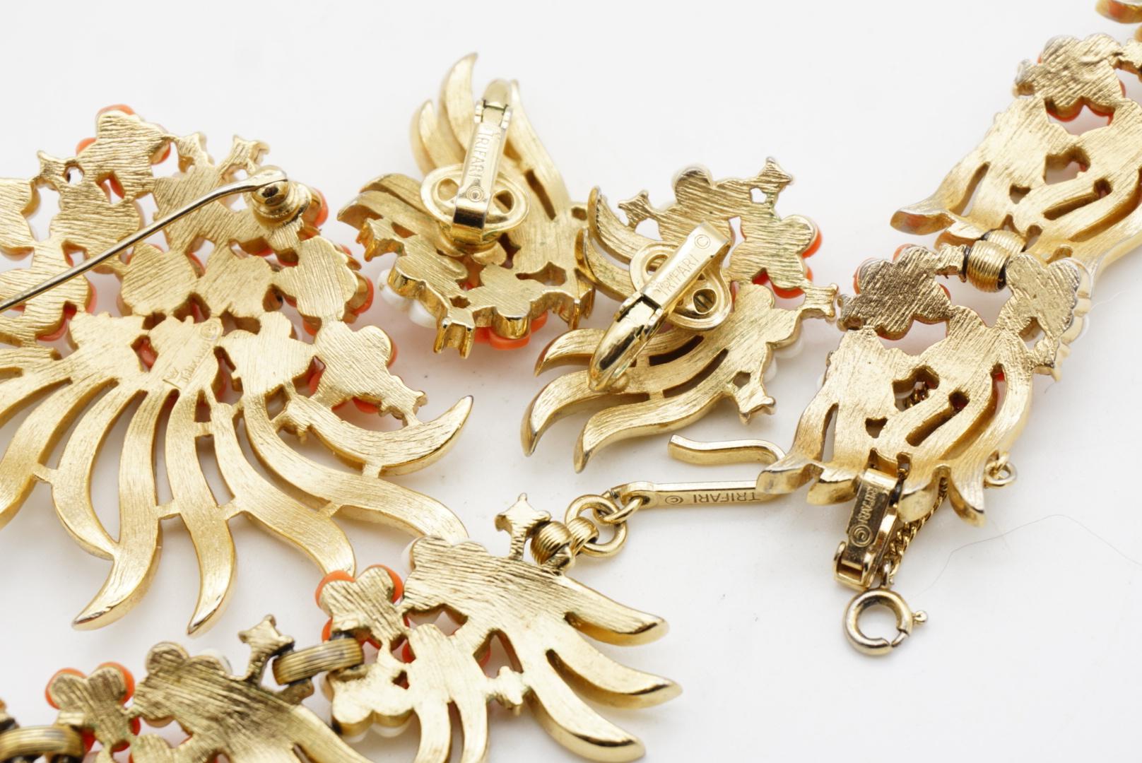 Corona Trifari 1950 Corallo Arancione Bianco Cristalli Forget Me Not Fiore Foglia 4 Set in vendita 13