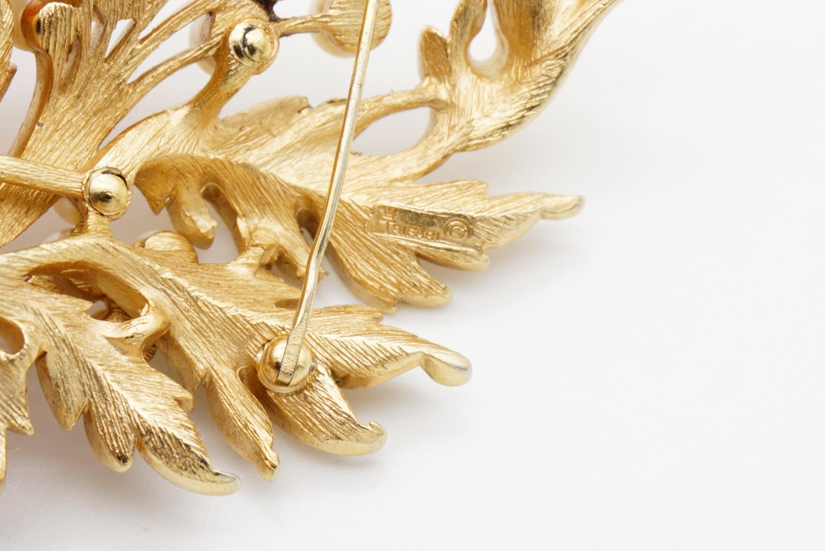 Crown Trifari 1950s Curled Wavy Flourish Leaf Flower Pearl Openwork Gold Brooch 9