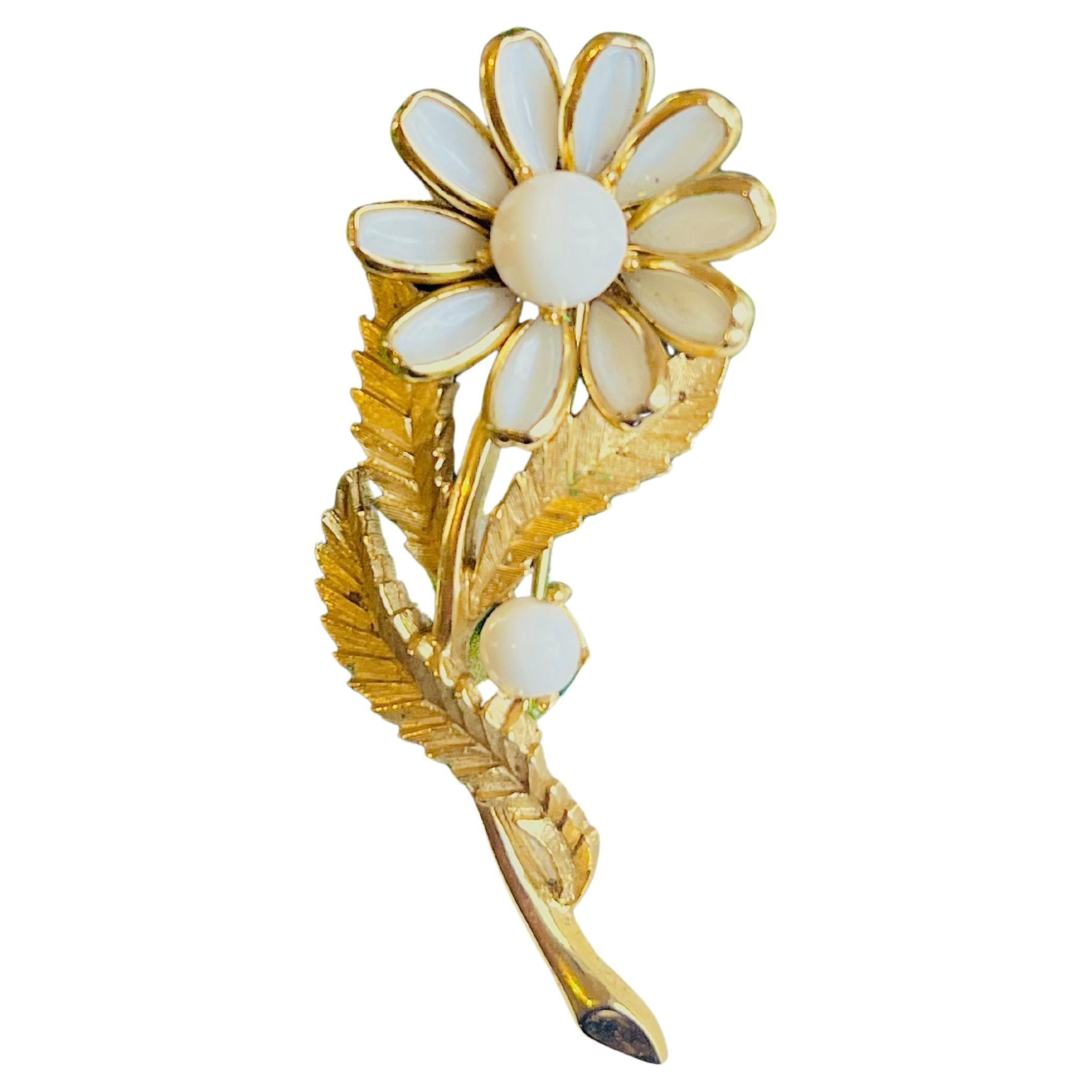 Corona Trifari Años 50 Flor Grande Blanca Viva Flor Margarita Hoja Tallo Dot Broche