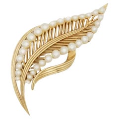 Vintage Crown Trifari 1950s Large Sway Wind Leaf Reed Wheat Pearls Openwork Gold Brooch