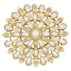 Crown Trifari 1950s Large White Oval Pearls Openwork Round Wreath Flower Brooch