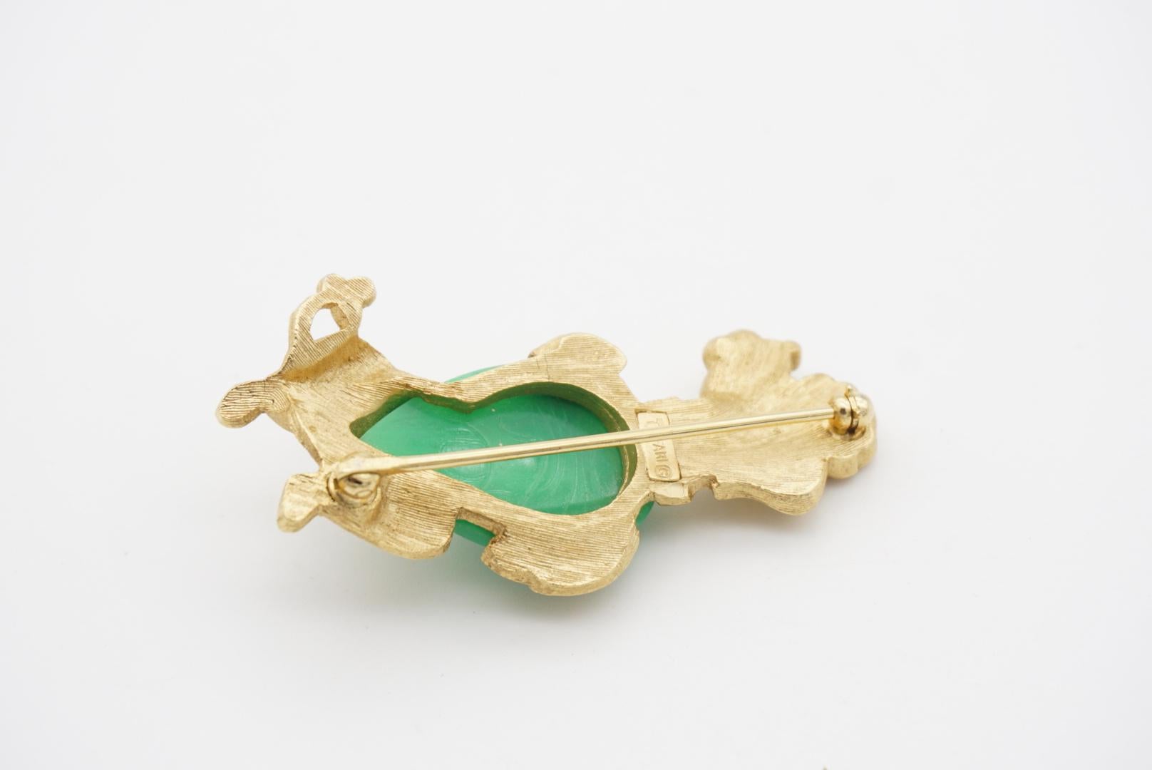 Crown Trifari 1950s Poodle Dog Jelly Belly Green Jade Cabochon Red Eye Brooch 7