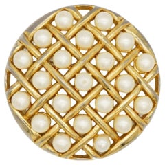 Crown Trifari 1950s Round Circle White Pearls Openwork Criss Cross Gold Brooch