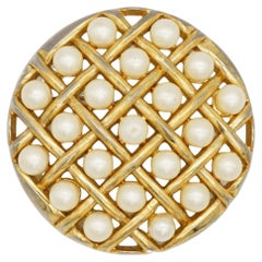 Crown Trifari 1950s Round Circle White Pearls Openwork Criss Cross Gold Brooch