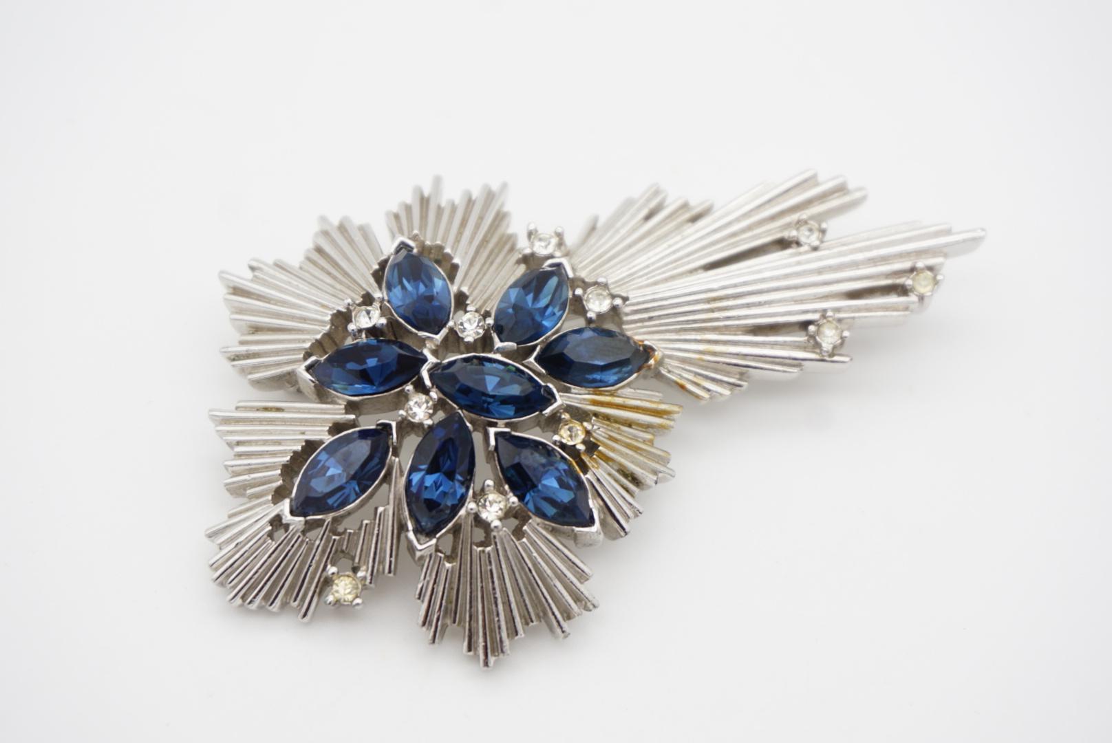 Crown Trifari 1950s Sapphire Crystals Stars Leaf Set Earrings Brooch Bracelet 11