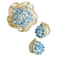 Crown Trifari 1950s Sky Blue Aqua Crystals Flower Wreath Leaf Openwork 2 Set