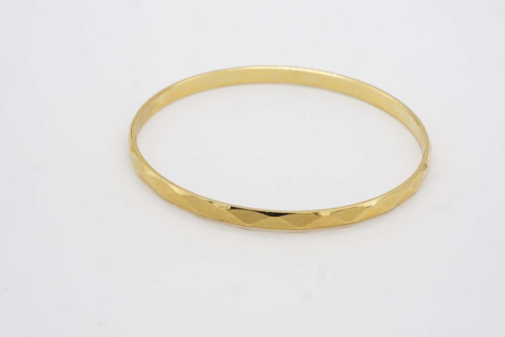 Crown Trifari 1950s Unisex Textured Check Modernist Cuff Gold Bangle Bracelet 7