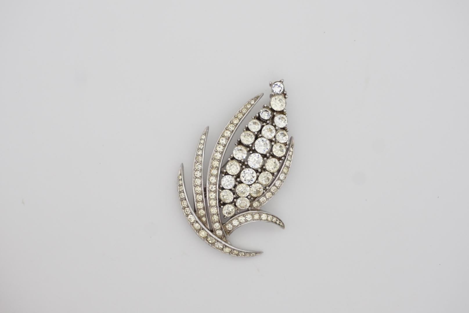 Crown Trifari Vintage 1950s Flower Leaf Corn Wheat White Whole Crystals Brooch For Sale 2