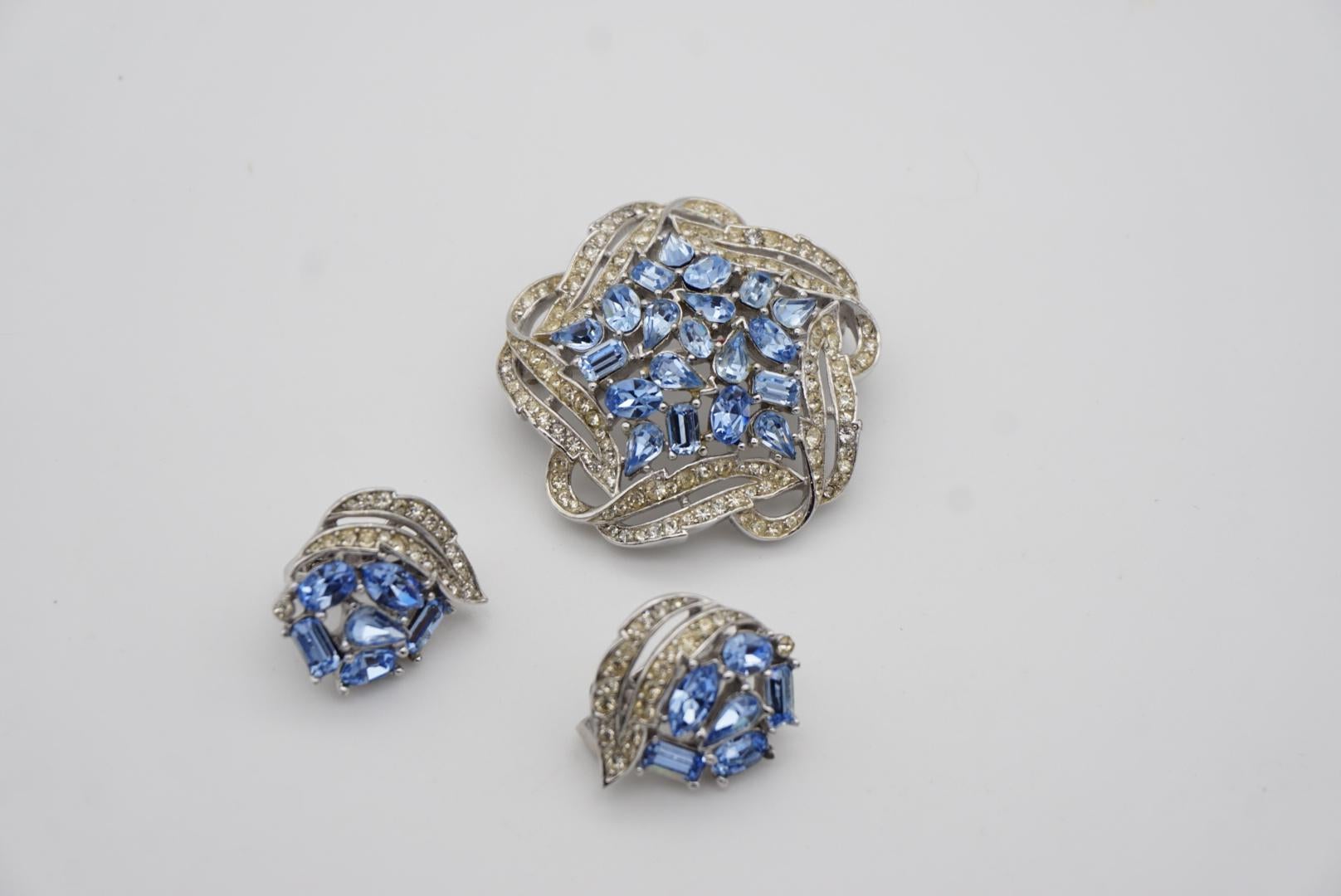 Crown Trifari Vintage 1950s Sky Blue Crystals Jewellery Set Earrings Brooch For Sale 6