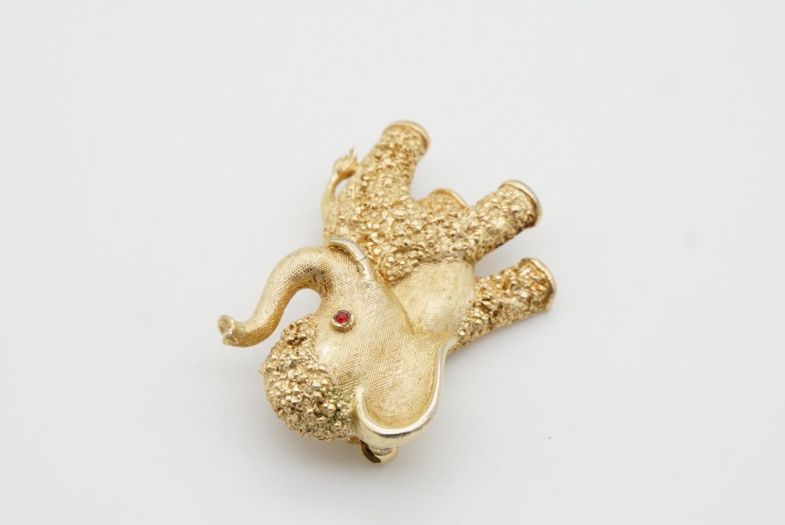 Women's or Men's Crown Trifari Vintage 1950s Vivid Baby Elephant Red Ruby Crystal Eye Gold Brooch For Sale
