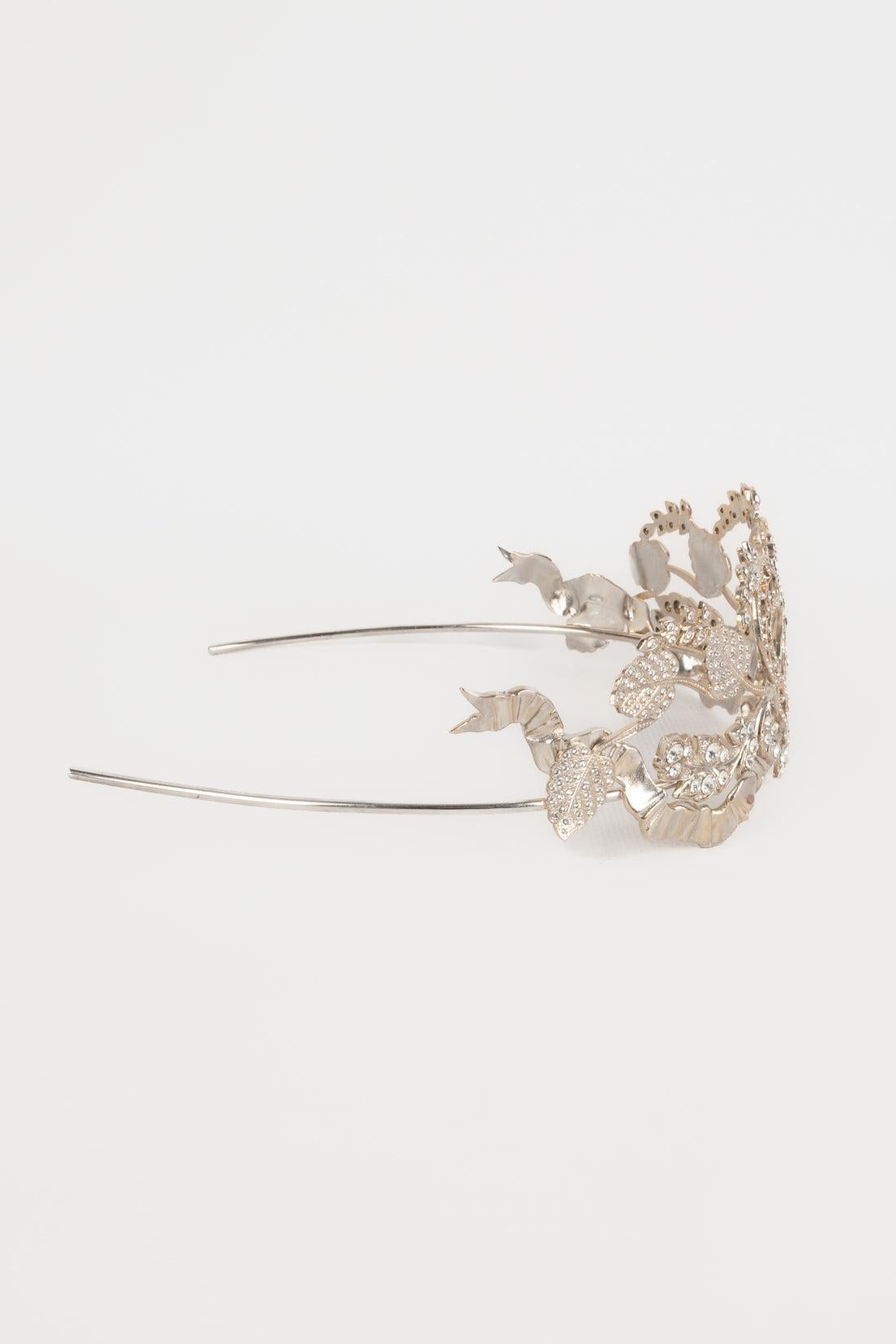 Bijoux de tête en métal argenté Crown Unknown en vente 1