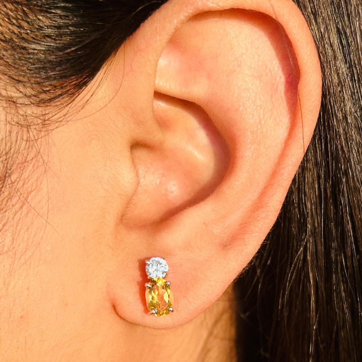 Women's Crowned Citrine & CZ Stud Earrings in 925 Silver Jewelry for Mom Gift For Sale