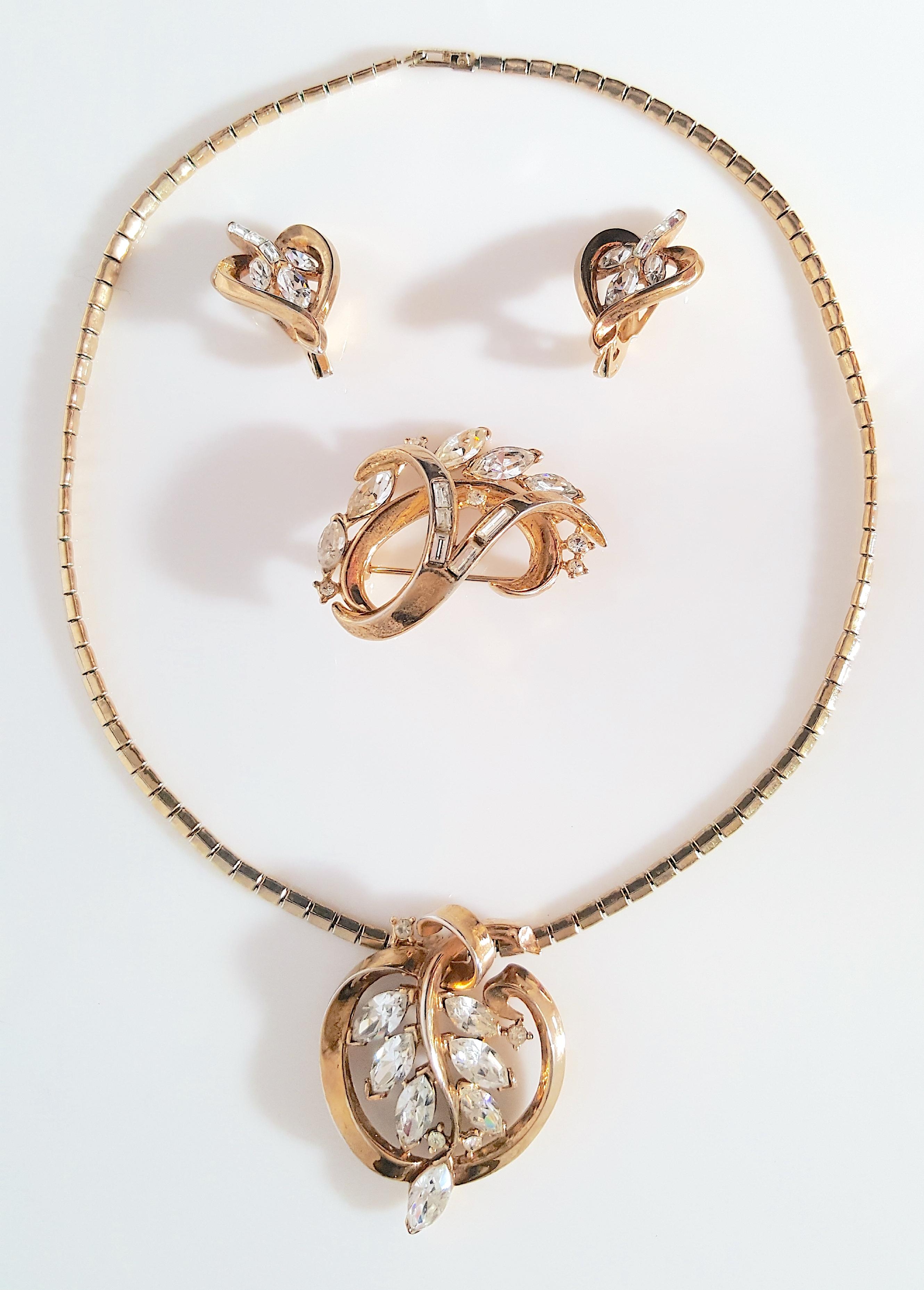 CrownTrifari 1940s Philippe RareParure InvisiblySetCrystal EarringBroochNecklace For Sale 6