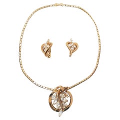 Trifari 1940s Philippe 4PieceParure CrystalFloraMotif GoldNecklaceEarringsBrooch