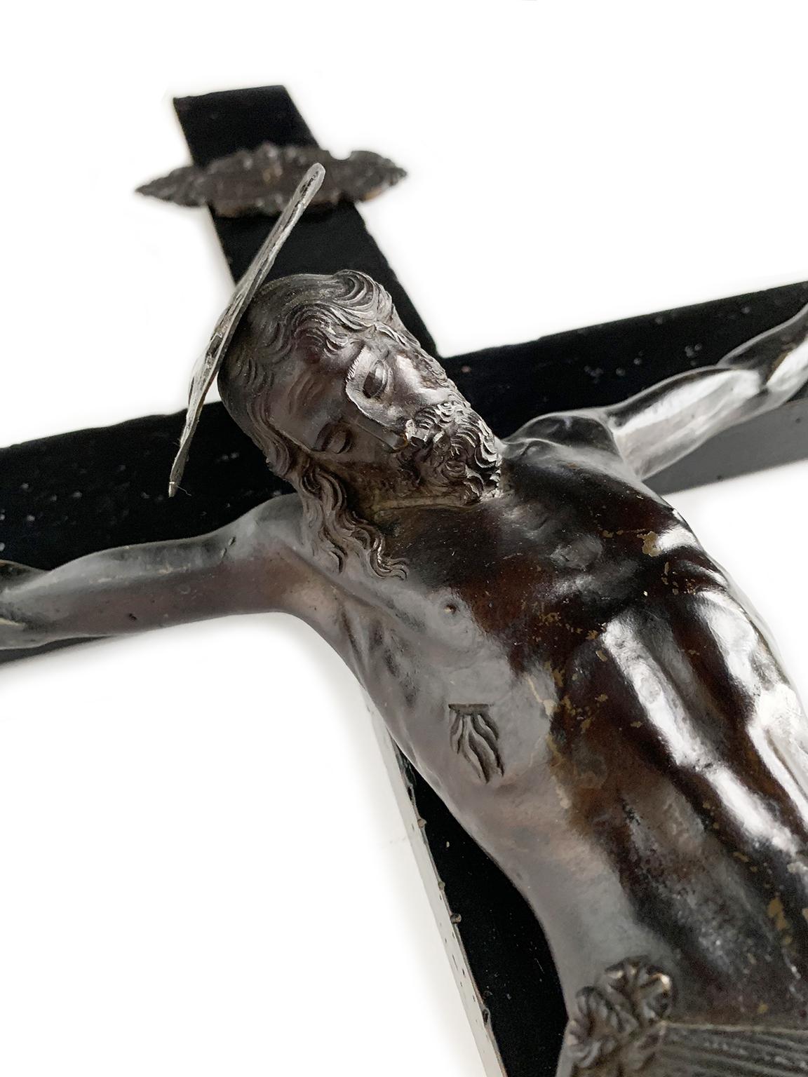 17th Century Crucifix, Bronze, iron, and wood, Lombardy, mid-17th century in vendita