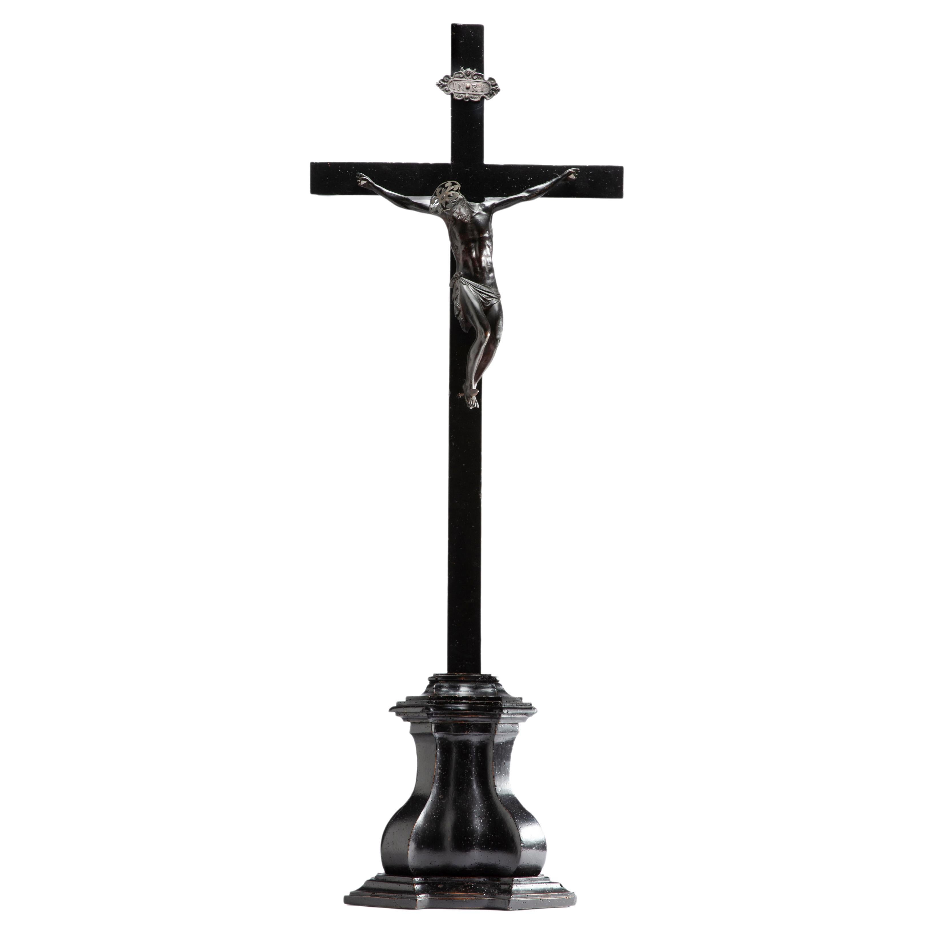 Crucifijo, Bronce, hierro y madera, Lombardía, mediados del siglo XVII