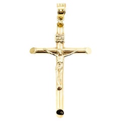 Kruzifix Kreuz Anhänger in 10k Gelbgold