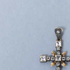 Crucifix en argent et or 19,2 carats