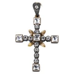 Crucifix en argent et or 19,2 carats