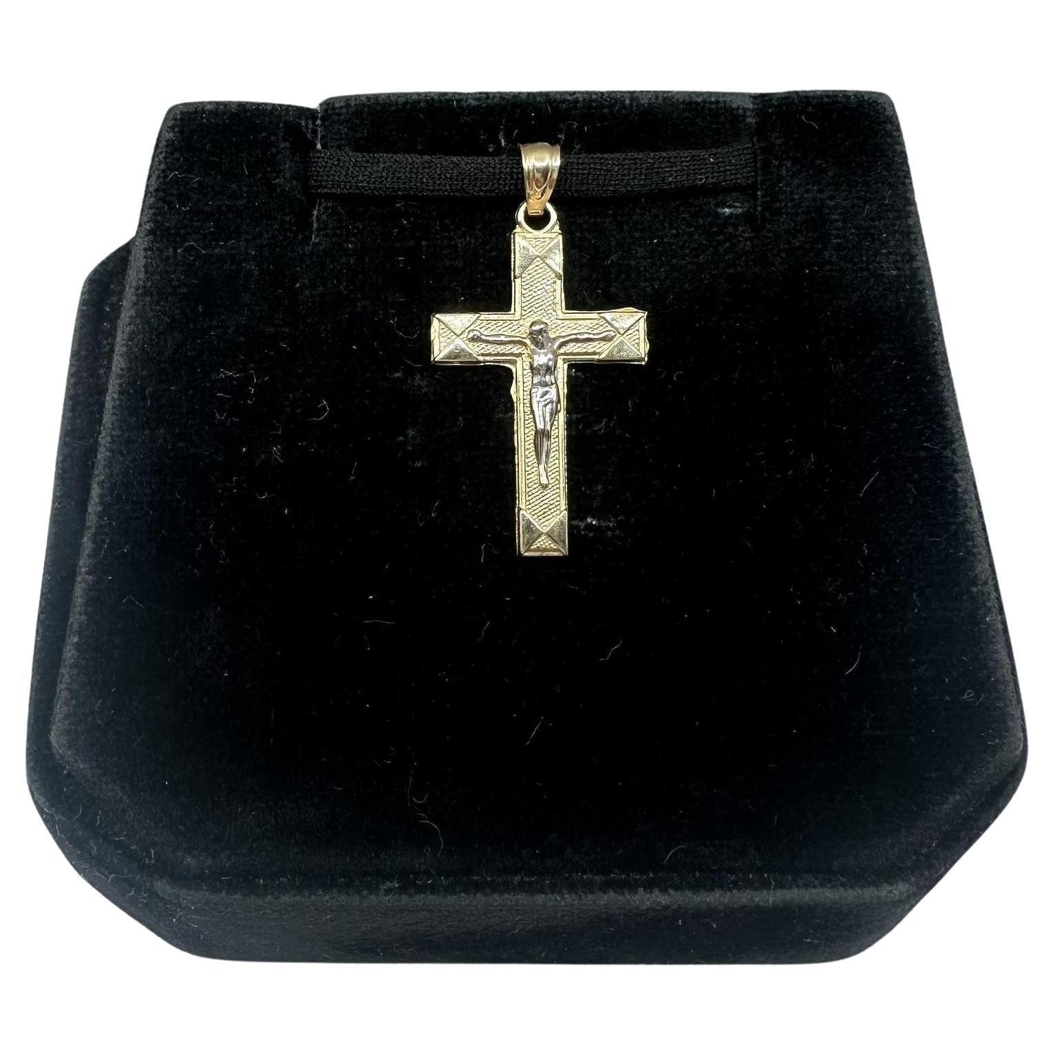 Pendentif crucifix en or 14kt bicolore - 1.11g, New Condition