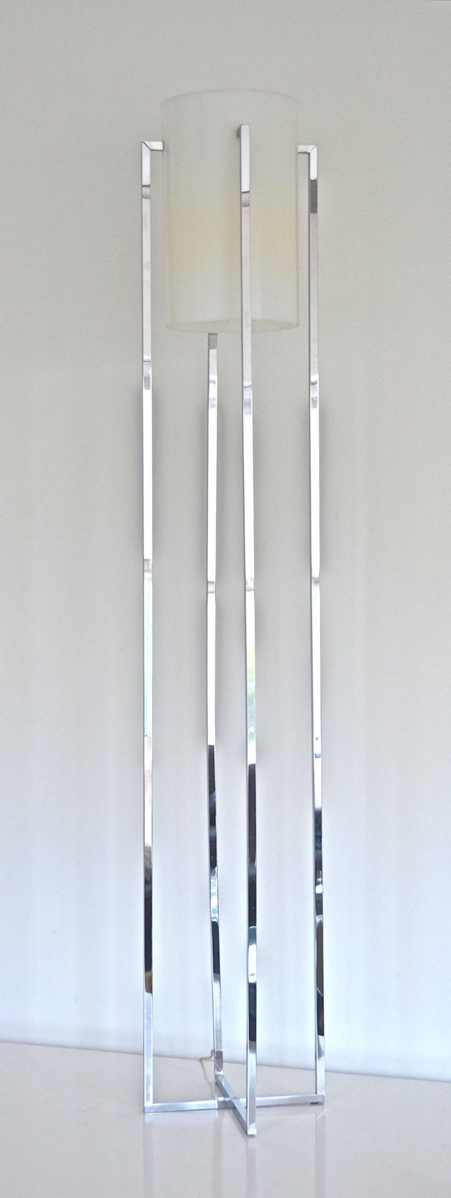 Mid-Century Modern Cruciform Chrome Floor Lamp by Robert Sonneman For Sale