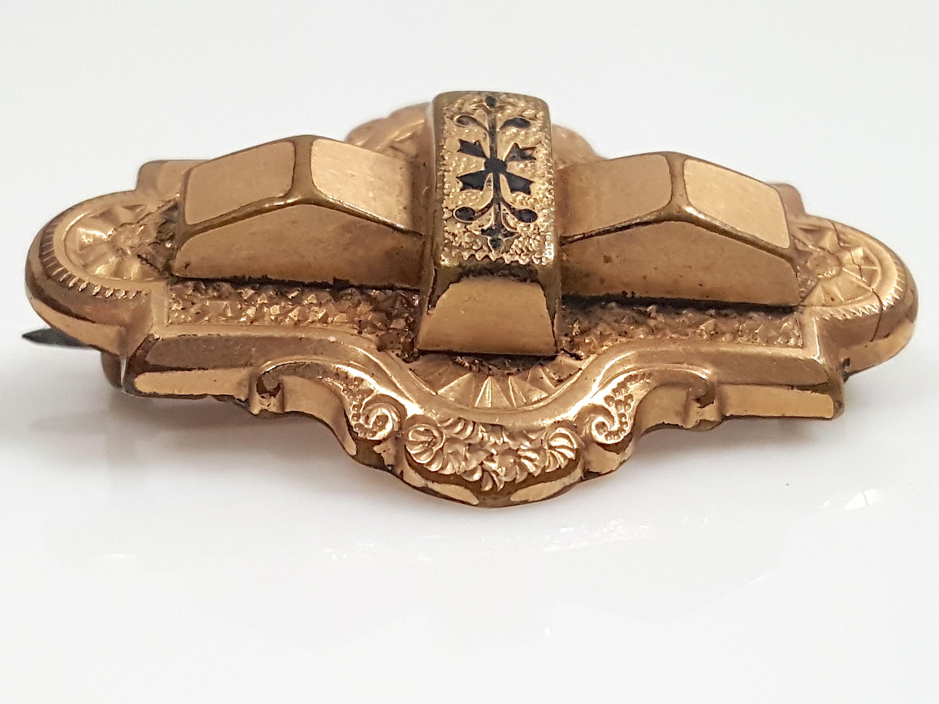 Renaissance FleurDeLis Niello HighRelief GiltEngraved Heraldry Reliquary Jewelry For Sale 12