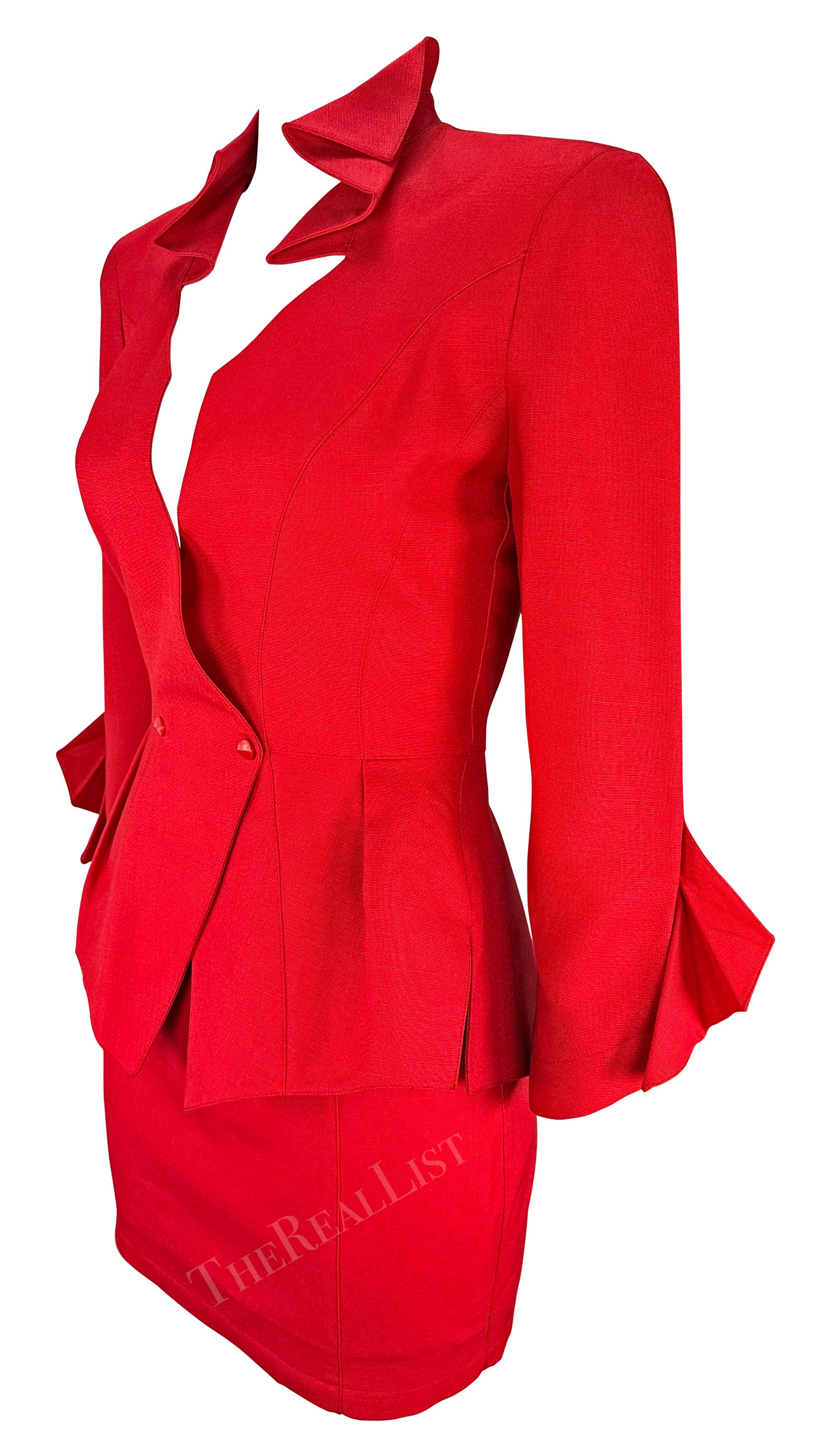 Women's Cruise 1993 Thierry Mugler Runway Sculptural Fold Red Skirt Suit  For Sale