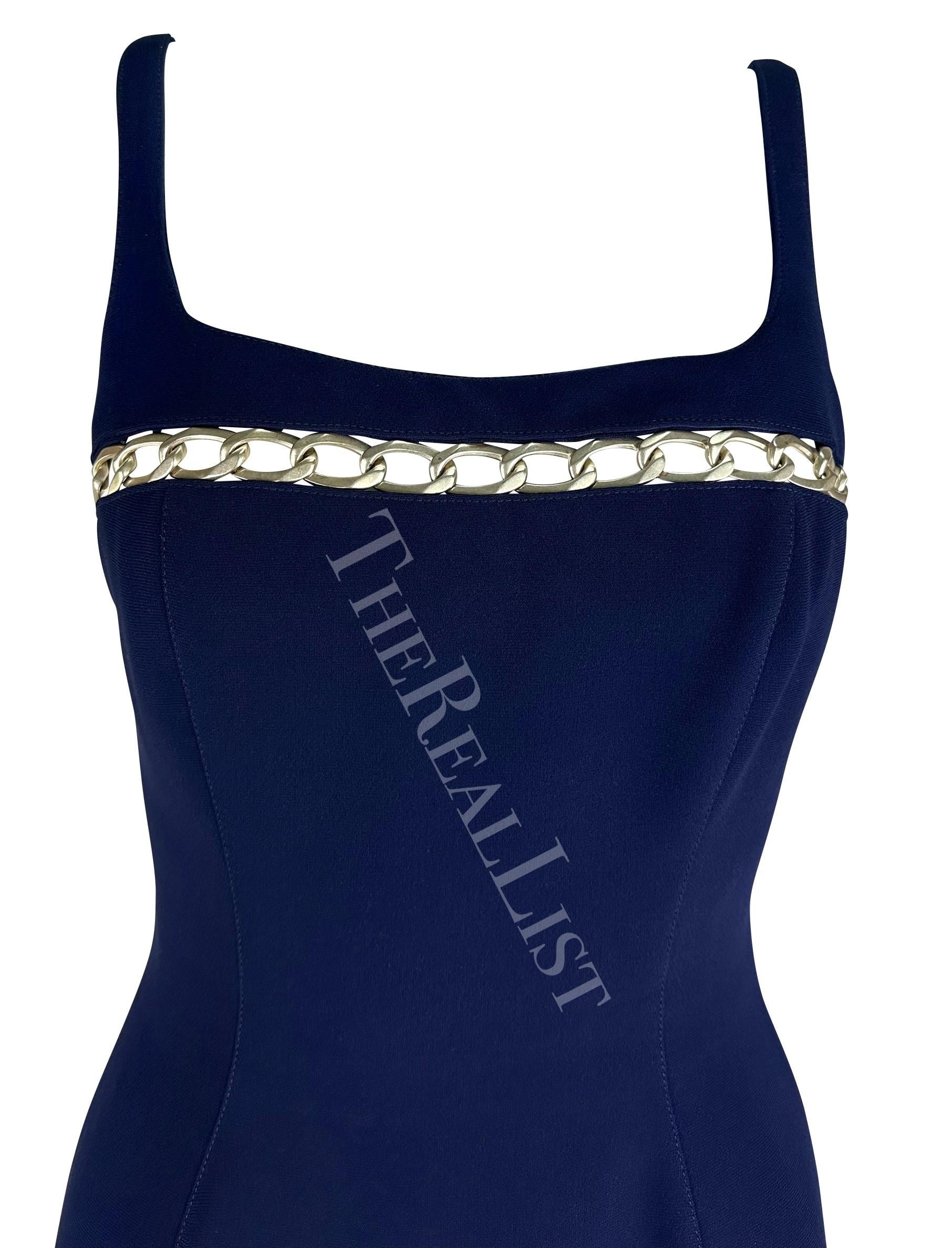 Cruise 1999 Thierry Mugler Navy Silver Chain Cutout Accent Slit Gown In Excellent Condition For Sale In West Hollywood, CA